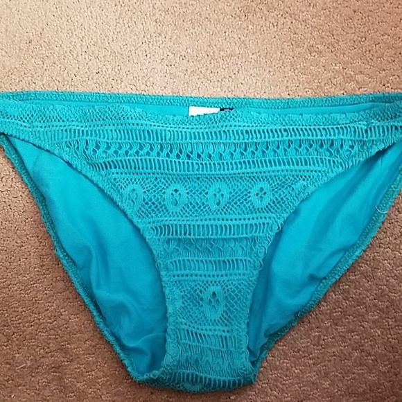 NWT Aqua crochet lace net low swim pant L - Picture 3 of 6